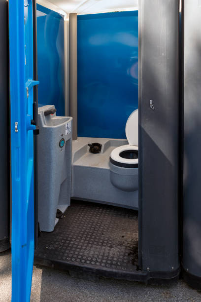 Best Temporary restroom rental  in Momence, IL