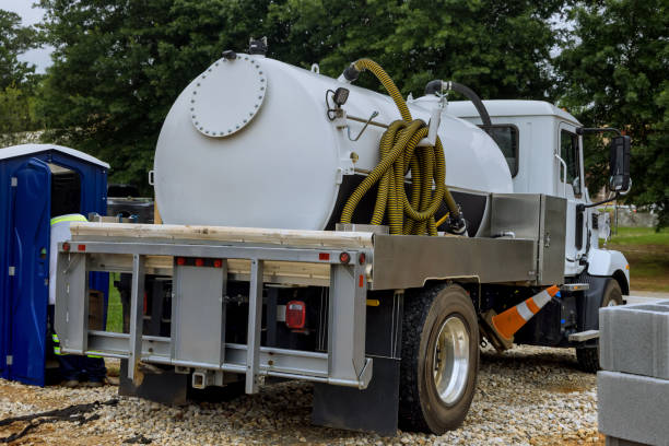 Best Wedding porta potty rental  in Momence, IL